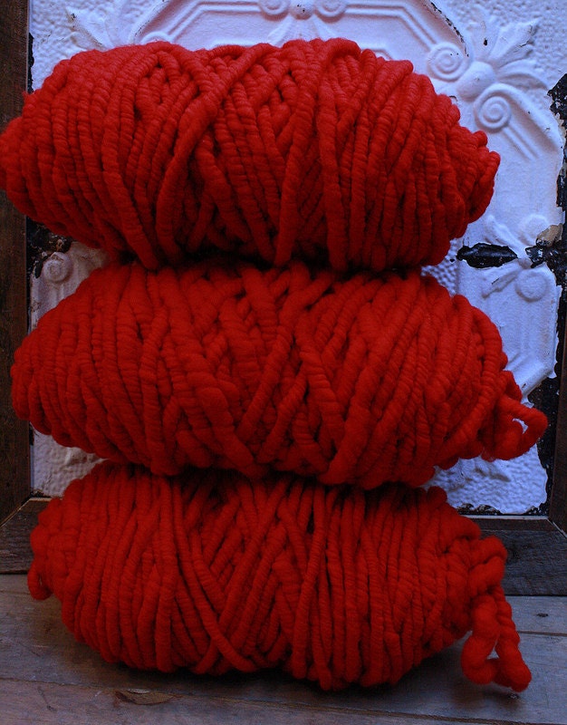 Loopy Mango Big Loop Merino Yarn In Red