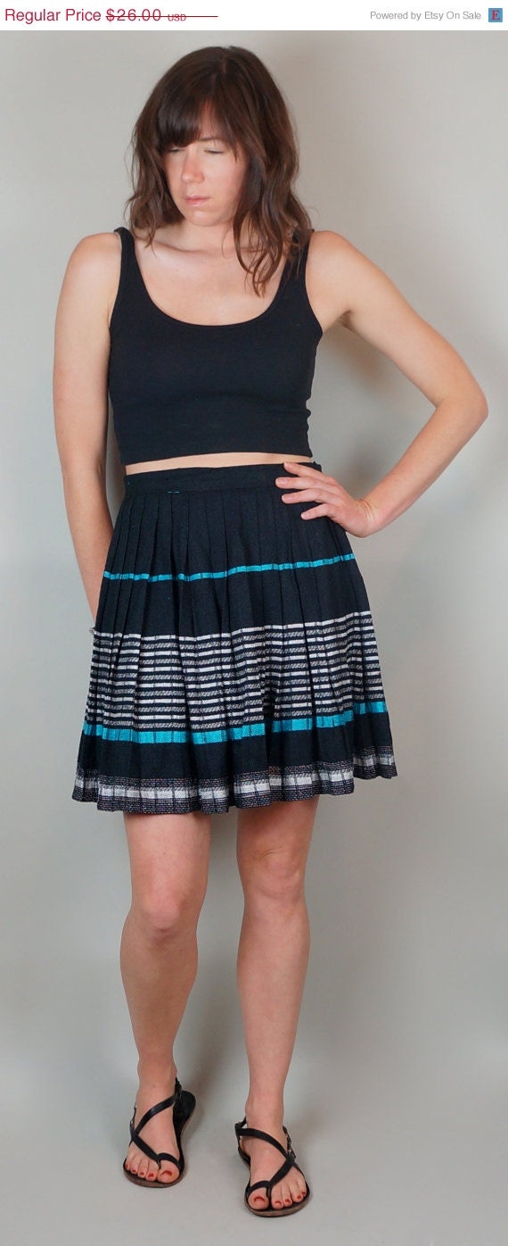 SPRING SALE 90s Mini Skirt// Vintage Stripped Mini Skirt// Pleated Mini Skirt