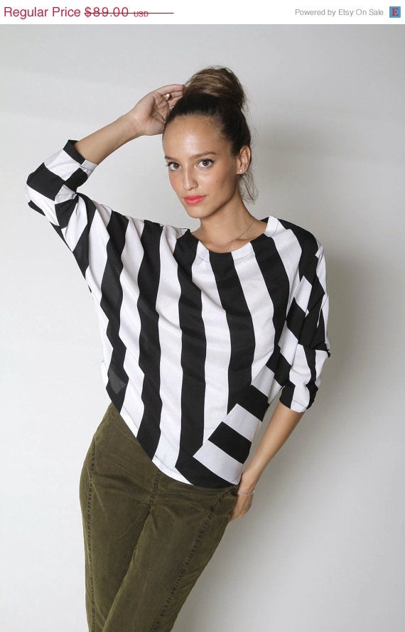 winter shirt / women blouse / women top / black and white Stripes Shirt / elegant shirt / casual top / office wear / Geometric Pattern Shir