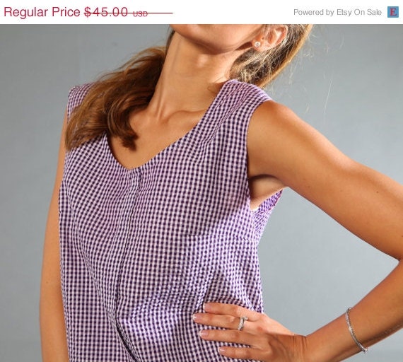 Christmas Sale / Holidays Sale / women casual white and purple shirt / women classic top / cotton sleeveless blouse