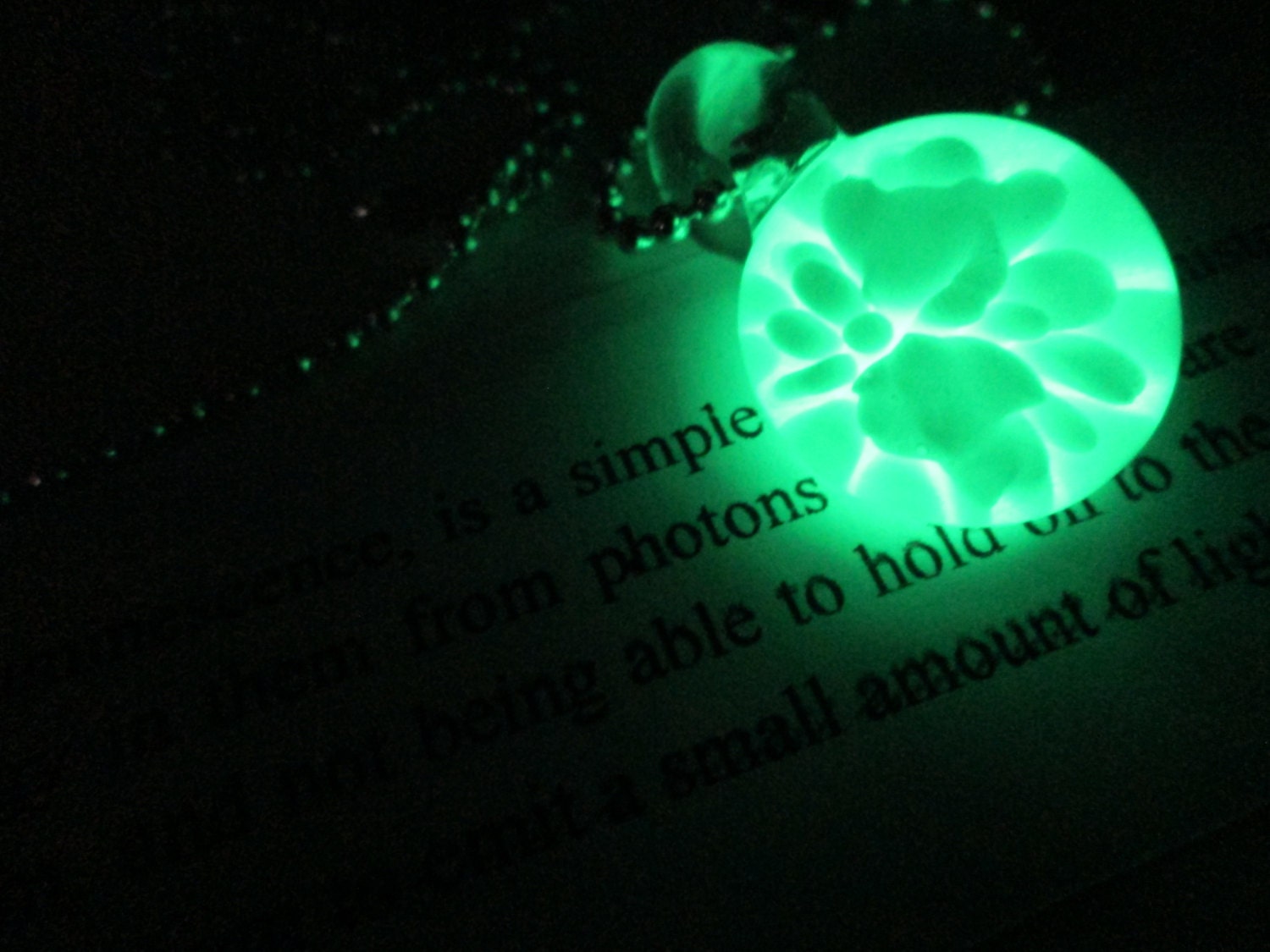 Glow In The Dark Glass Necklace - Cumulus Cloud