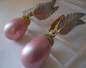 PRETTY in PiNK "PARK LANE" Fashion Earrings/ Pink Drop Pearl & Enamel Leaf Pendant Dangle Clip on Earrings/ PiNK WEDDiNG