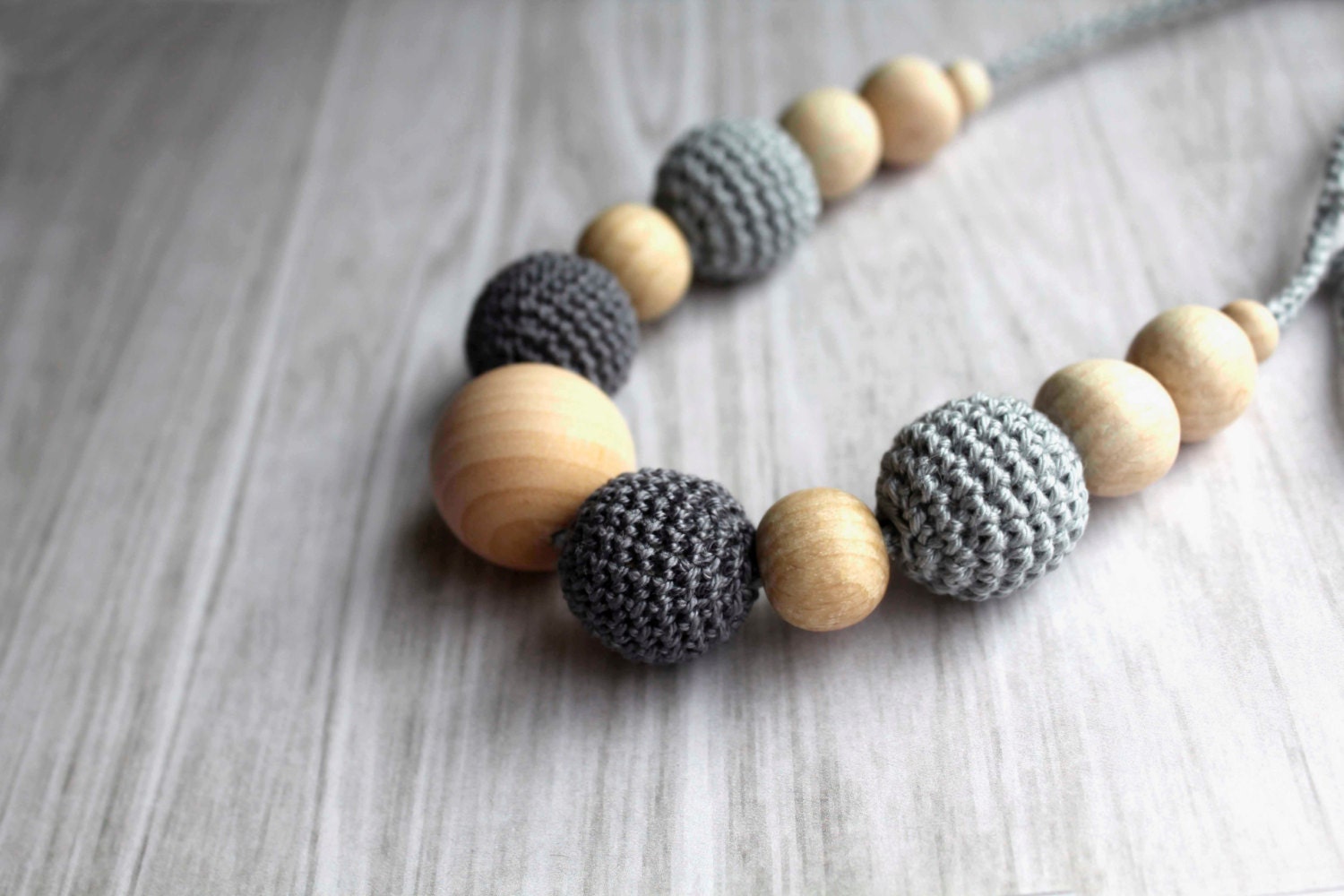 Grey Crochet Nursing Necklace - Breastfeeding Necklace - Teething necklace with crochet beads - designML