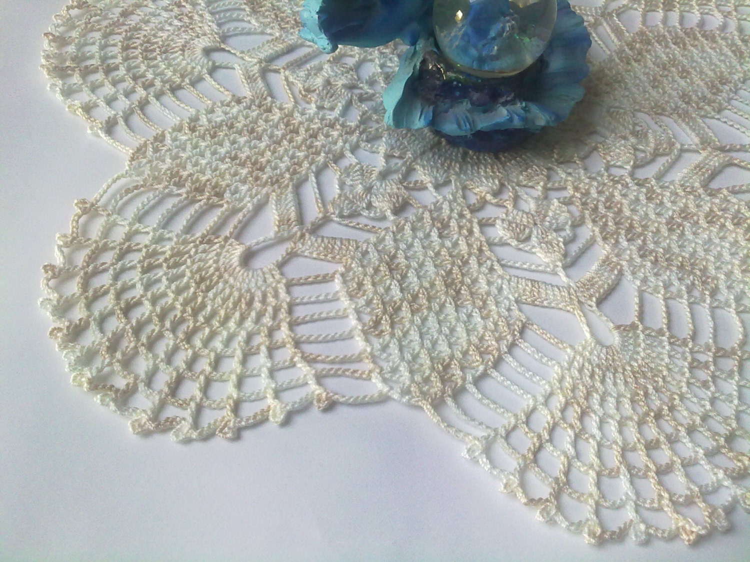 Beautiful Round Crochet Doily, Crochet Lace Doily, Tabletop Decor