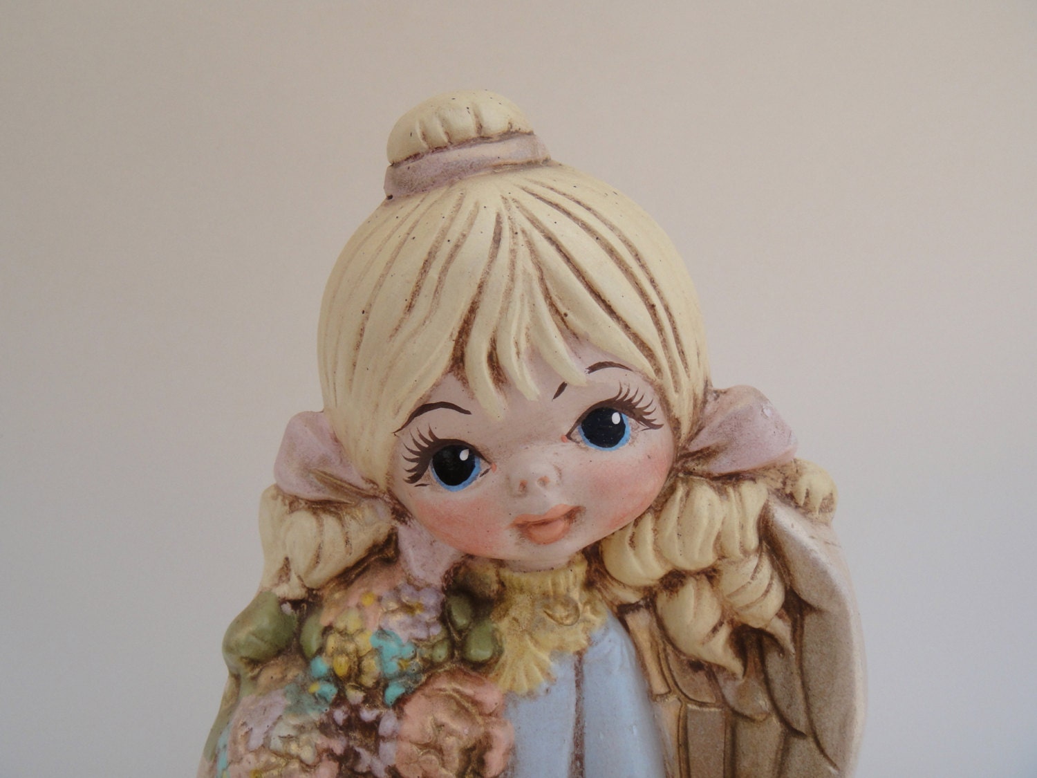 Angel, Retro Ceramic Angel, Darling Blonde with Big Blue Eyes Holding Flowers 1970's