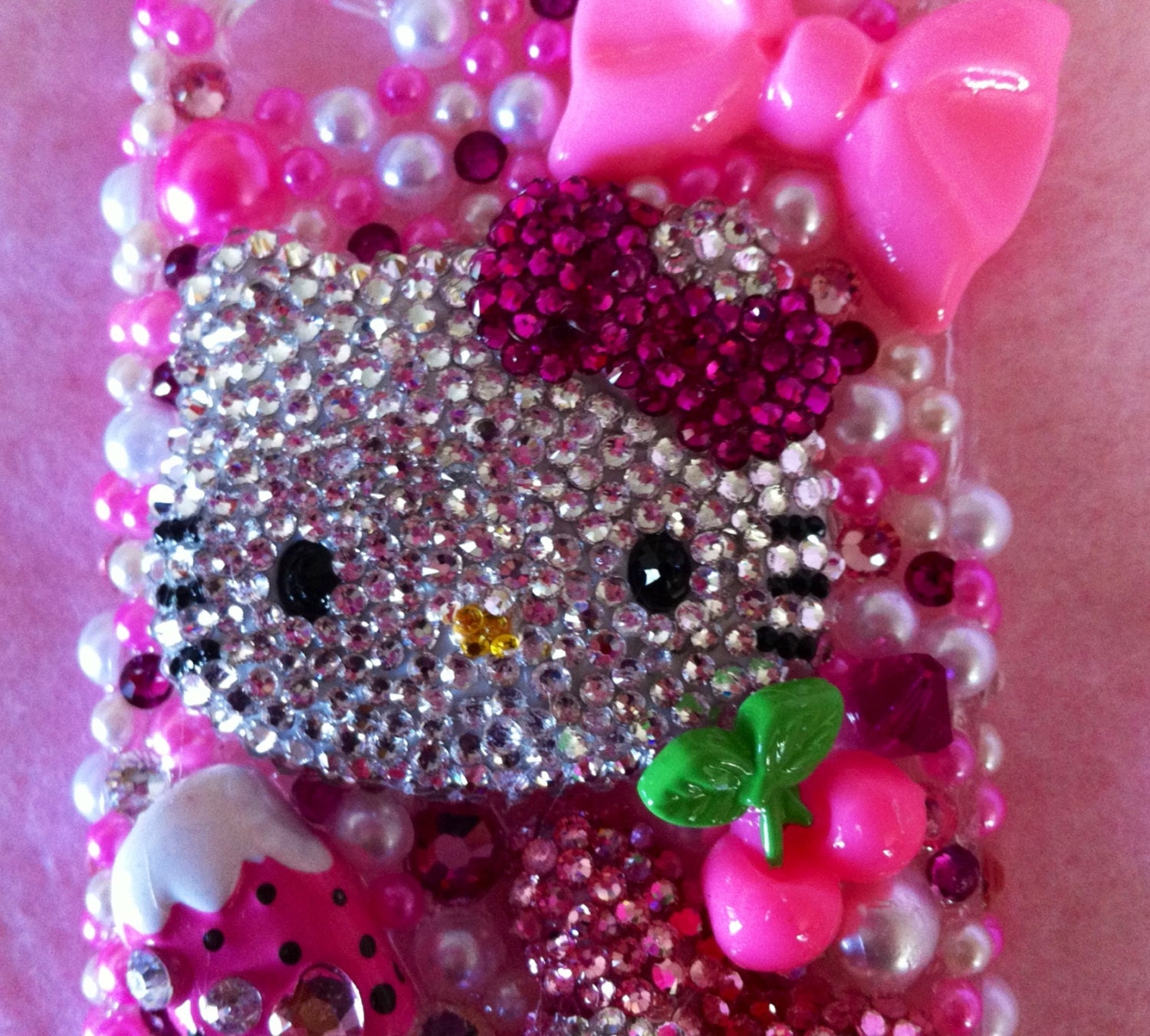 Hello Kitty and My Melody Swarovski rhinestone iPhone 4 4s cell phone case