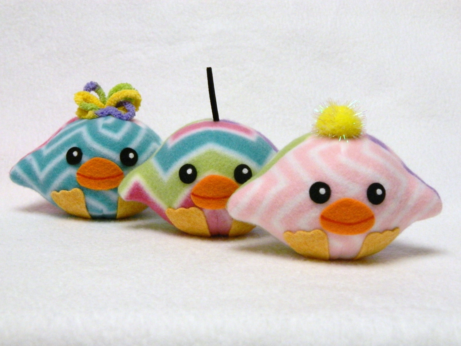 Stuffed baby bird plush toy