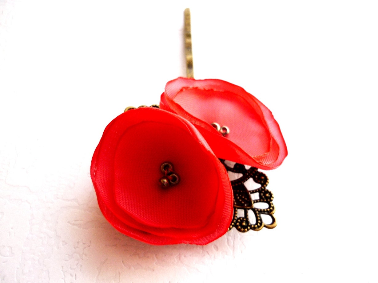 Vintage Coral Wedding Hair Accessories, Coral Flower, Poppy, Bobby Pin, Bronze Pin, Pink Floral Weddings  Free shipping to EU, US, CAN