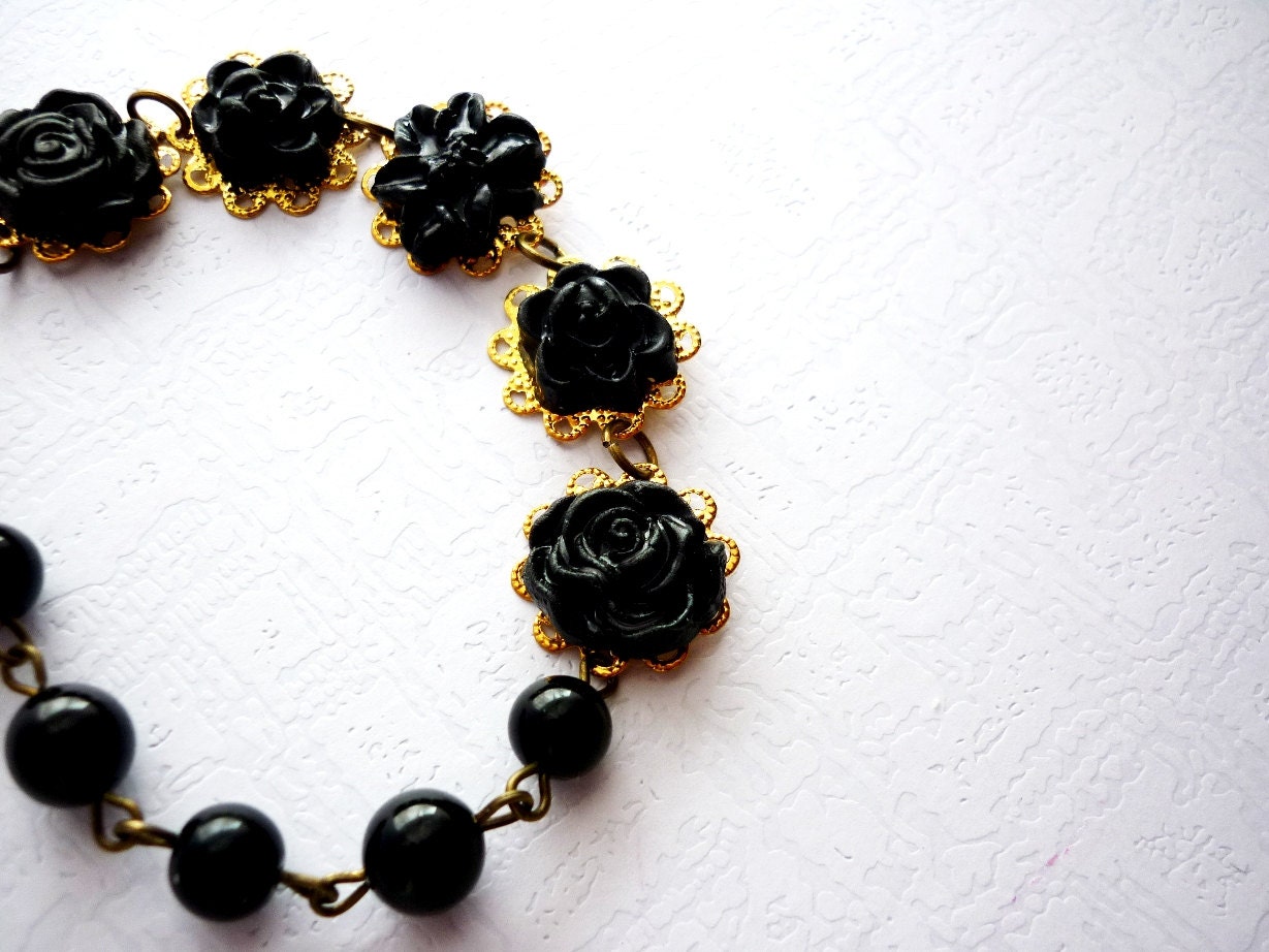 Black Flower Wedding Jewelry, Flower Garden Bracelet in Gold and Black Weddings, Jet Black Rose, Lilly,  Bridesmaid Gifts, Rustic Wedding