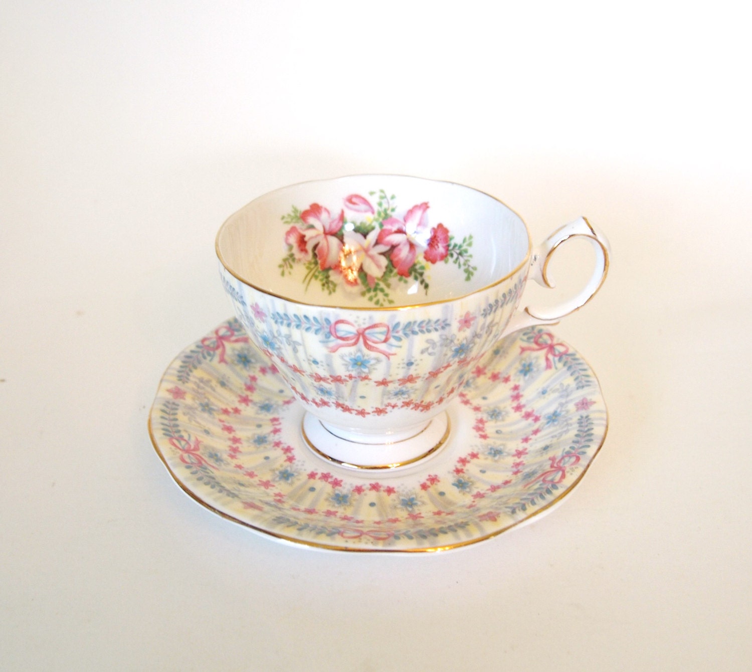 Vintage Queen Anne Fine Bone China Teacup - 'Royal Bridal Gown' - England - Circa 1949