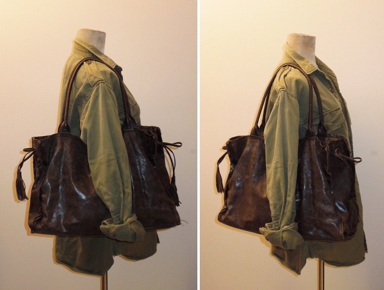 Vintage Hobo Black Leather Capacious Tote bag