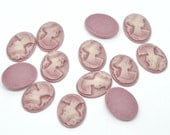 5 Cameo Cabochon Vintage Lady  Resin Oval Cameo - 28 x 21mm - Pearlised Vintage Pink - Pack of 5.