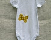 Fabric Butterfly applique bodysuit - Size 6 to 12 months