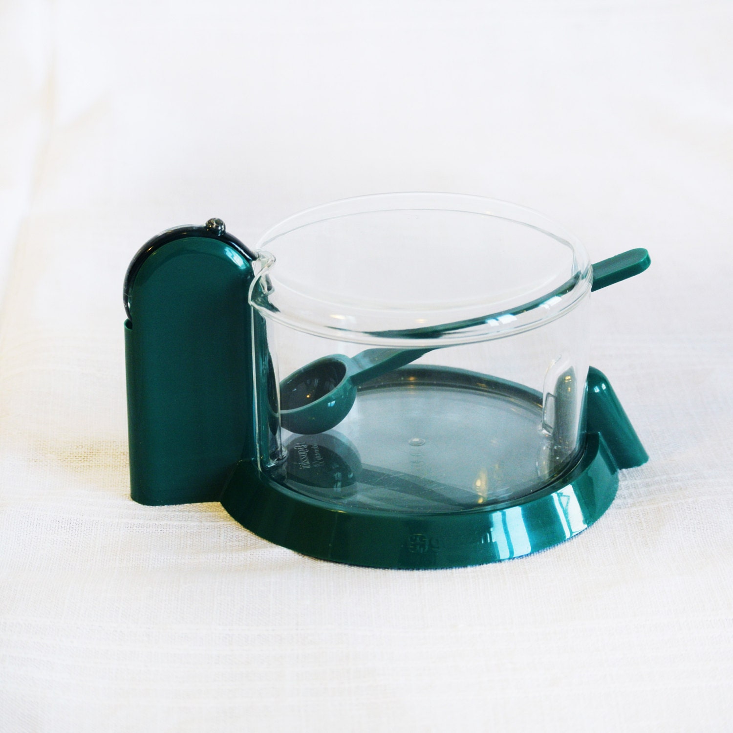 vintage italian design Guzzini formaggiera grated cheese or sugar container/ server/ bowl retro emerald green atomic era Mad Men