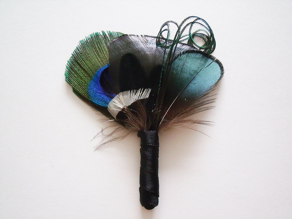 Black and White Peacock Feather Boutonnieres - Curled Peacock Lapel Pin - Groomsmen Boutineers - Groom's Rustic Boutineers