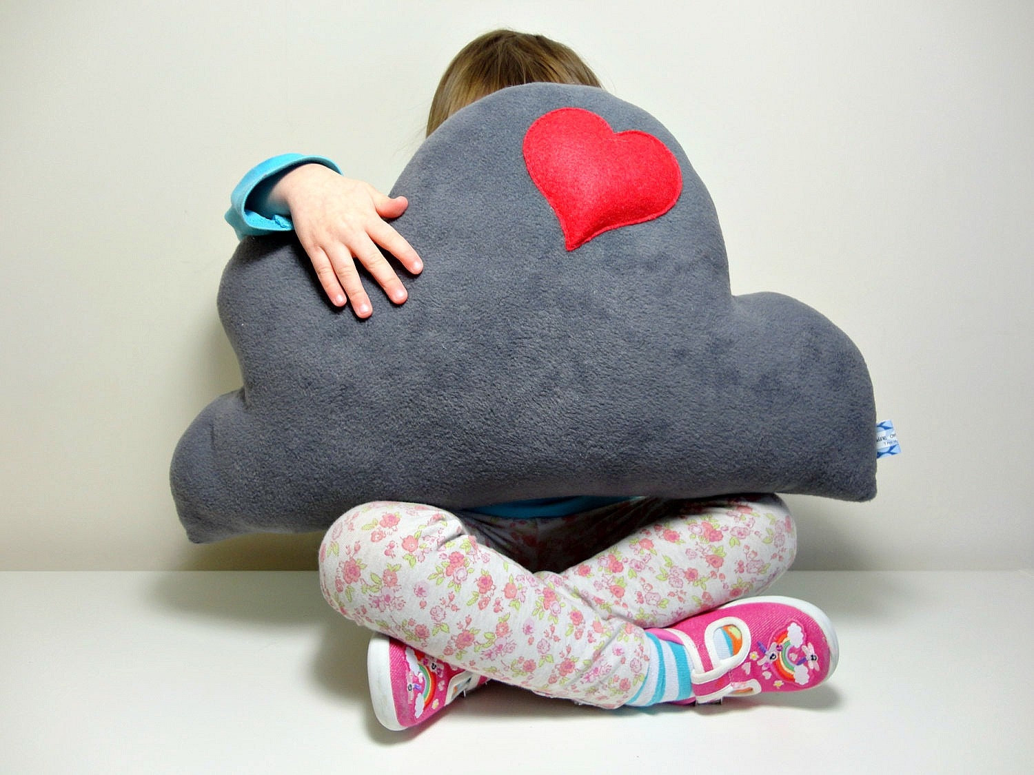 RED HEART Cloud Pillow Cushion Grey Fleece Cloud with a Bright Red Heart
