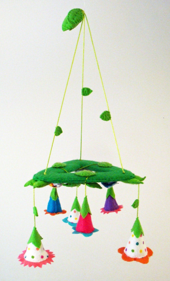 Baby Mobile - Flower Mobile - Baby Mobile for Cots, Cribs, and Bassinets - Baby Facing