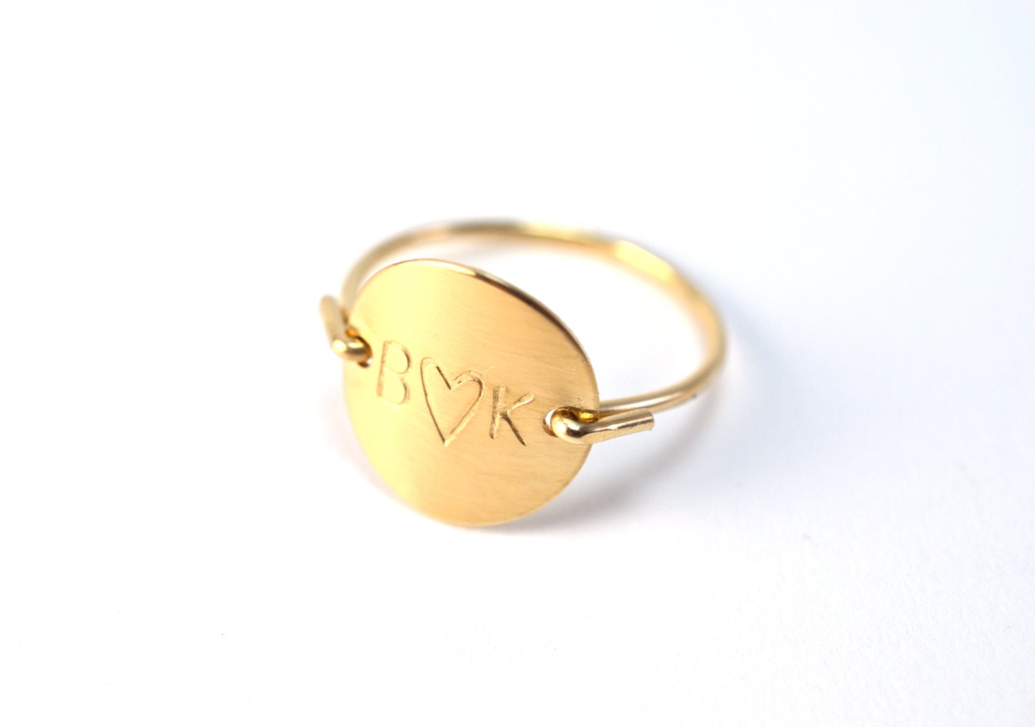 Personalized Initial Letter Monogram Heart Love Valentine BFF Stamped Hammered Round Circle Disk Charm Signet Gold Silver Ring Jewelry