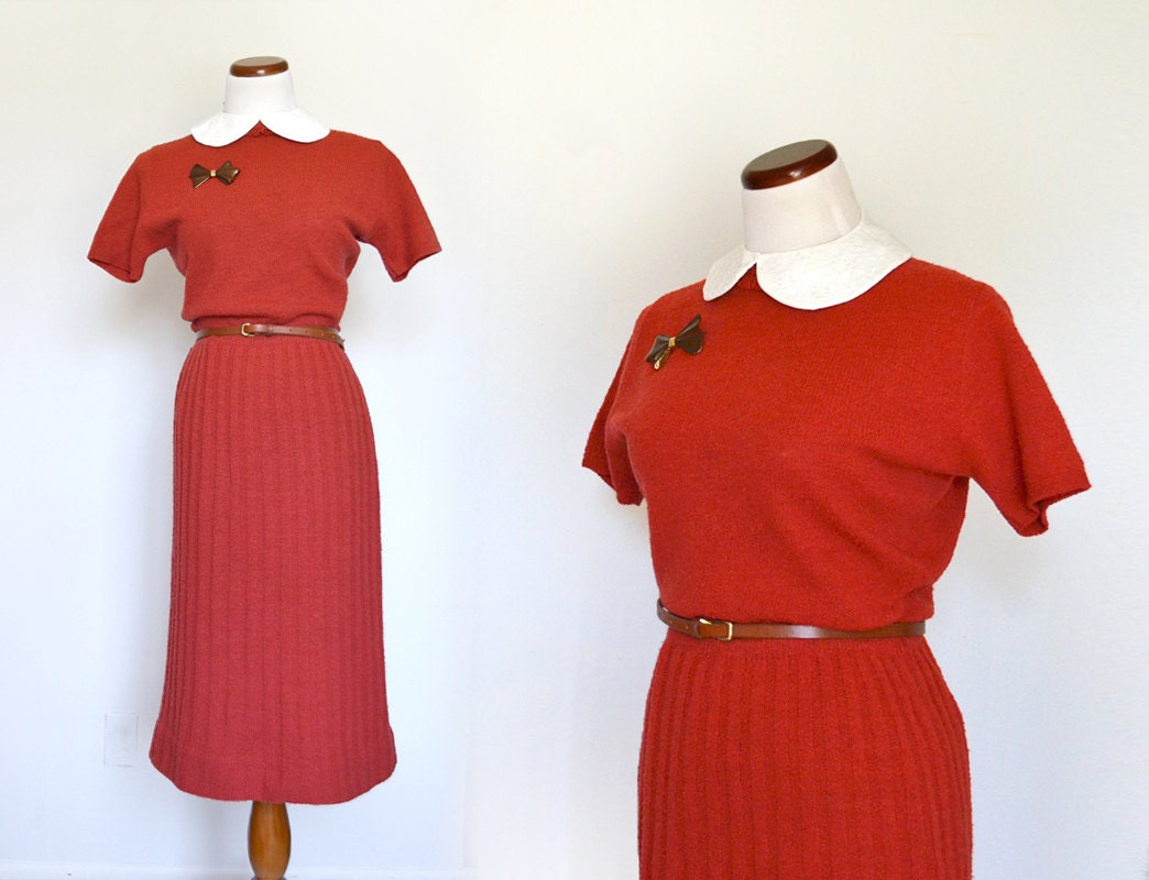 Red Dress / Wool 50s Sweater Dress / 40s Sweater Dress  /  Fall Sweater Dress /  Women Dress Day / Vintage Clothing Dress