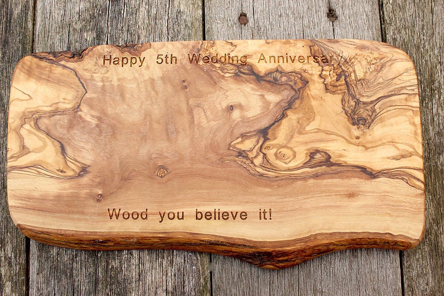Personalised Rustic Wooden Chopping Board - (CPN30)