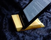 Wooden tablet stand (Nexus 7, Kindle, iPad Mini, iPhone, iPad)