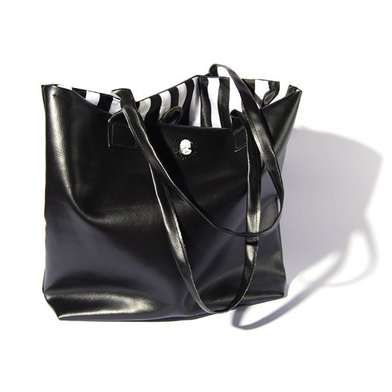 Popular items for leather tote bag black on Etsy