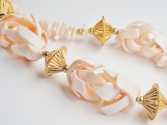 Vintage Peach Puka Shell Neckace, Costume Jewelry