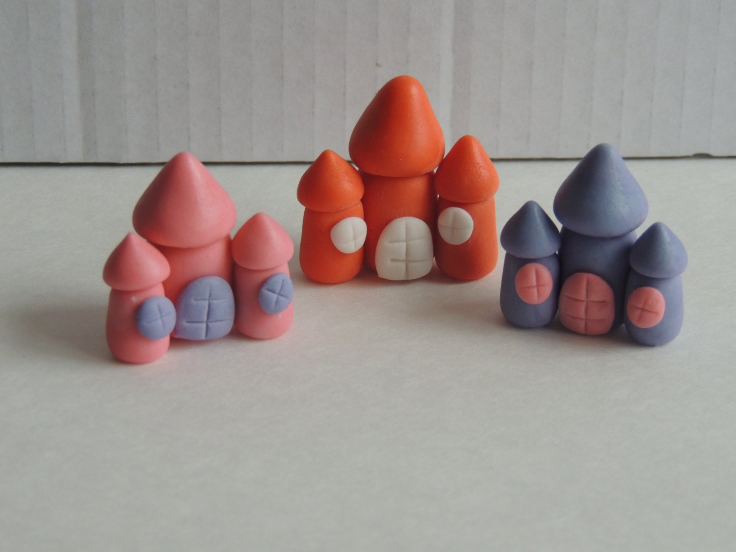 Edible Castle Cupcake Topper-  Fairy tale theme parties, Girls Parties, Birthday. Fondant  Castle
