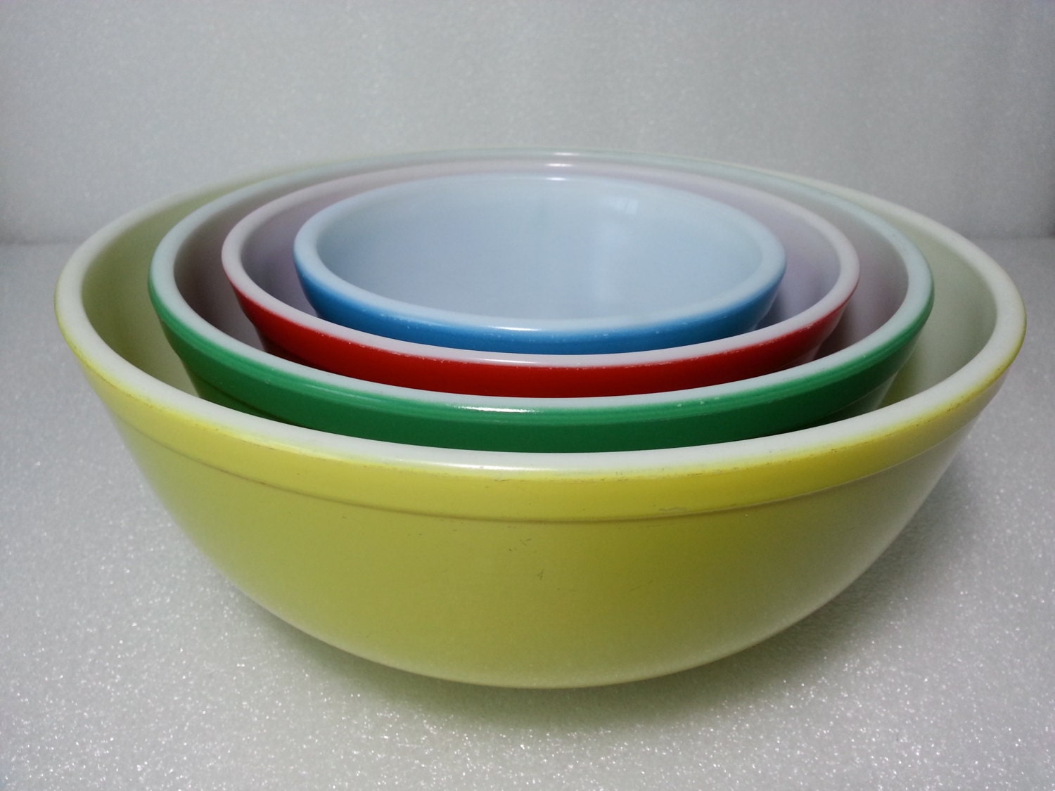 Vintage Pyrex Nesting Bowls in Primary Colors - 400 Series