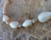 Creamy Delight - necklace and 2 pairs of earrings