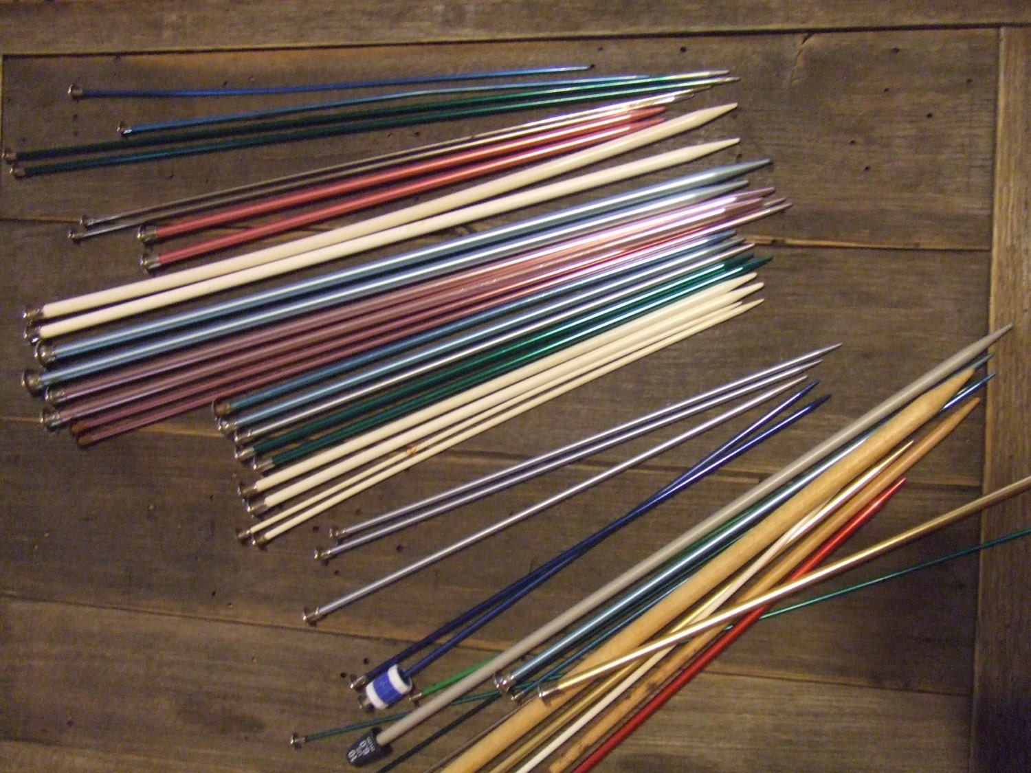 15 Set of Knitting Needles  Different Sizes plus extra needles