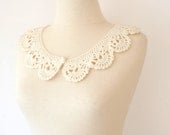 Ivory-Cream Crochet Peter Pan Collar
