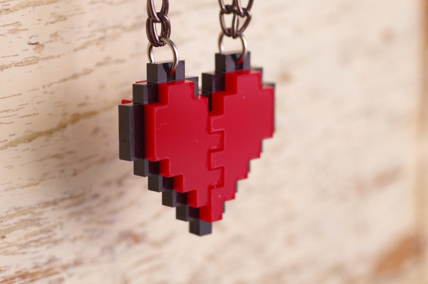 Pixel Heart Acrylic Necklace and Pandent for couple and gamer 8 bits design for couple and Zelda gamer