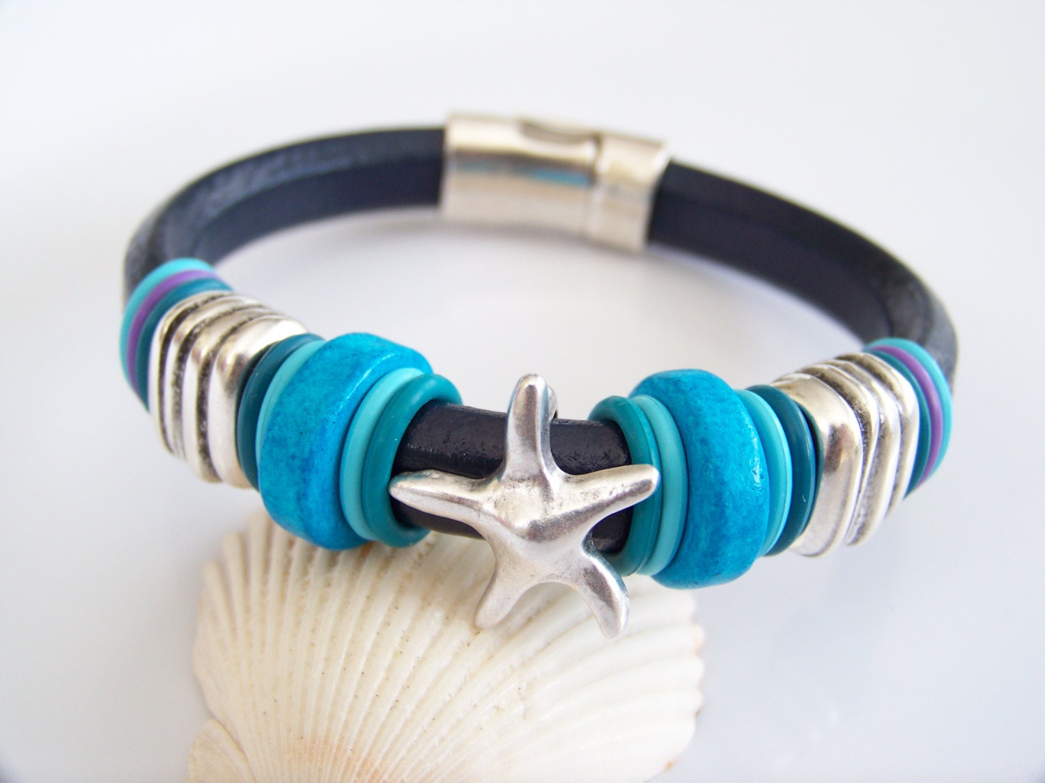 Navy Blue Regaliz Leather Starfish Cuff Bracelet - Item R037