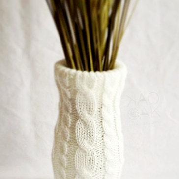Winter White Cable Knit Removable Vase Cover & Glass Vase - laurenmaryHOME