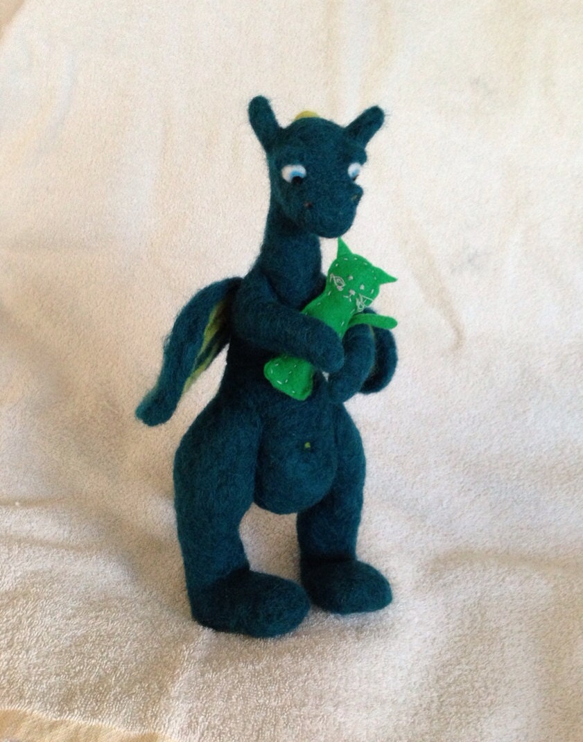 Needlefelt fairytail dragon // dark blue with little green miniature toy // doll // felt teddy (cuddly cat) // handmade // ooak