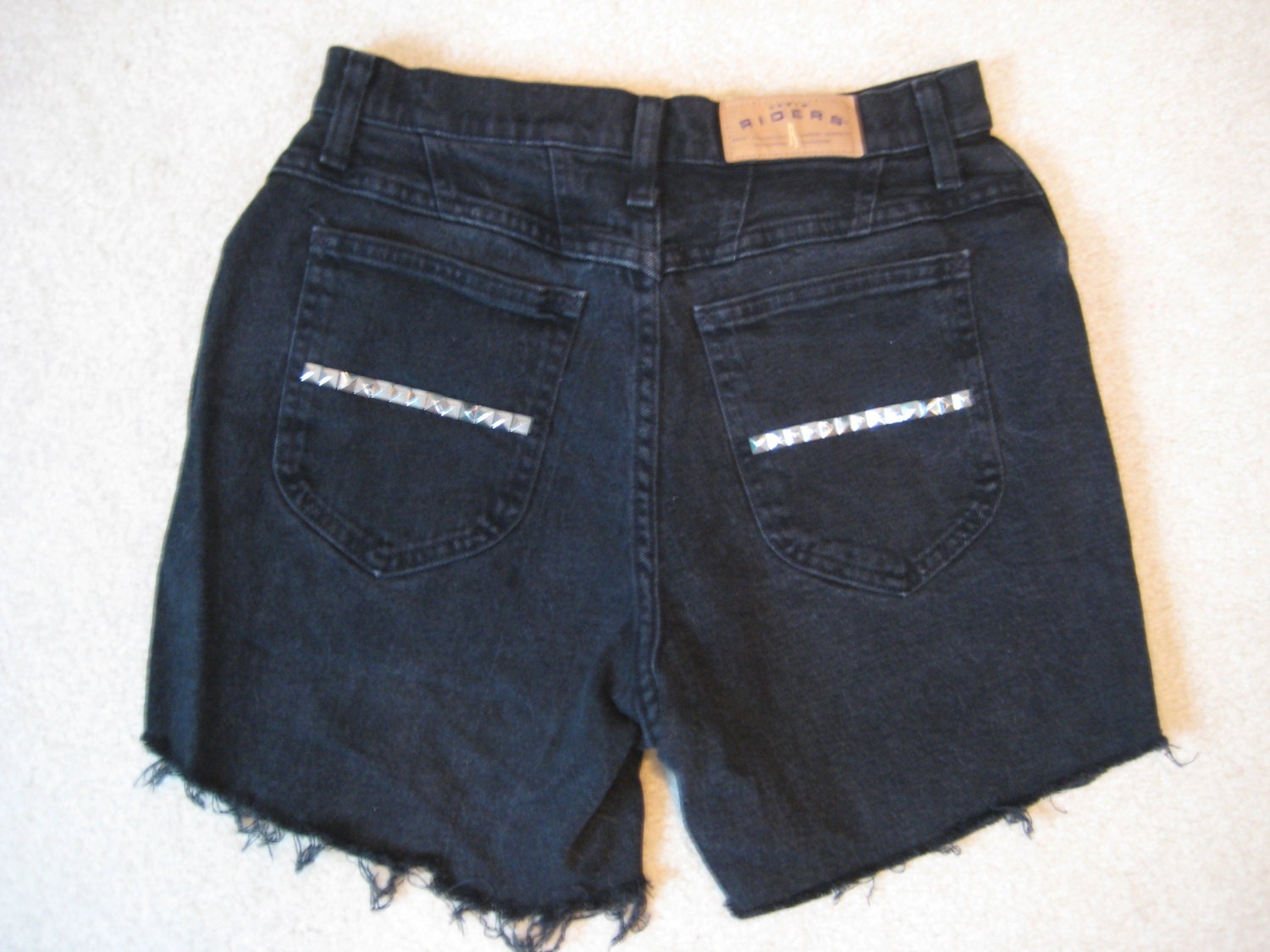 Vintage Studded High Waisted Black Distressed Frayed Cut Off Denim Shorts Size 28" Waist