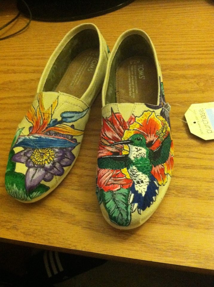 Flower and Hummingbird TOMS