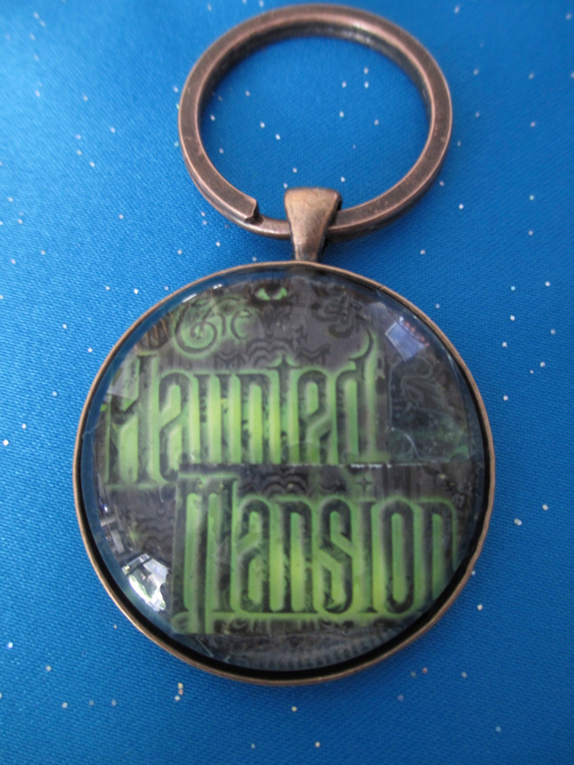 Haunted Mansion Key Chain-Glow in the Dark