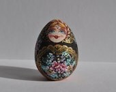 Handpainted wooden egg - Russian motives. For Easter or just as decoration
