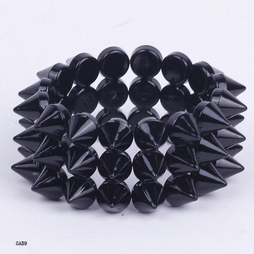 3 Rows Gothic Punk Rock Studs Spike Rivets Shaped Stretch Bracelet Bangle Cuffs Black Tone