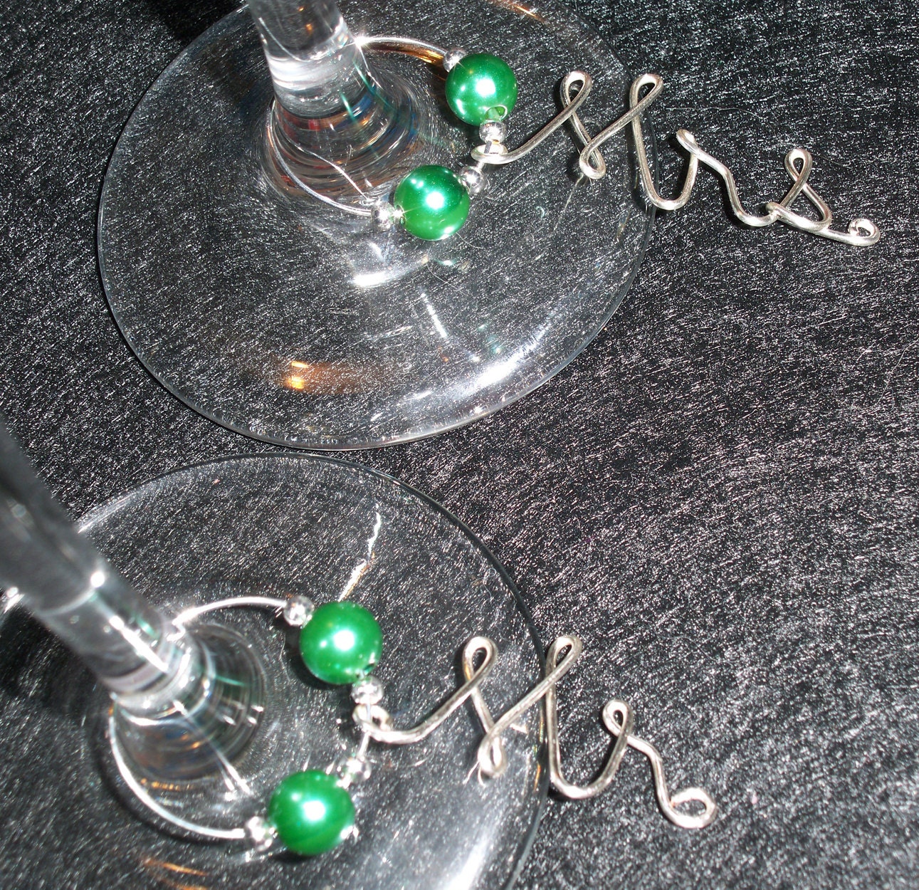 Wine glass charm  -  reception decoration  -  Mr. and Mrs. wine glass charms  -  wine glass charm  -  wedding decorations