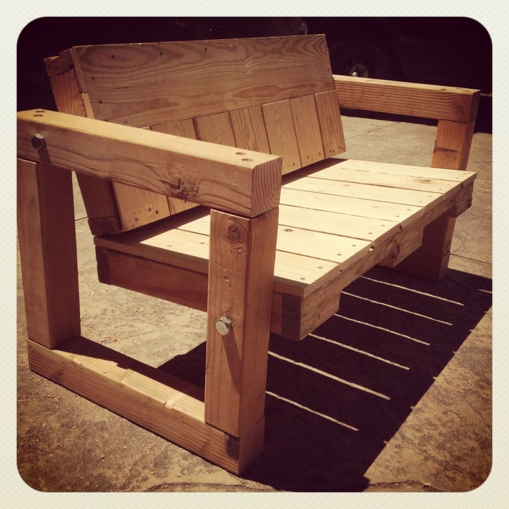 Pallet Bench - Upcycled Patio Furniture