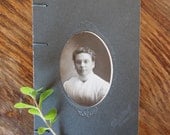 Book: Vintage Oval Photo Journal