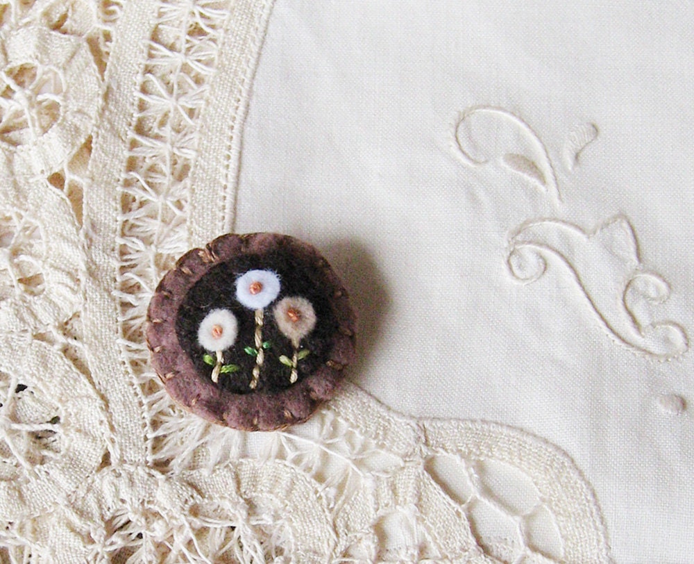 Woodland flowers medallion embroidered felt pin brooch in shades of brown
