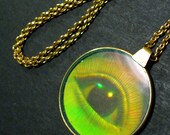 EYE SEE YOU - Hologram Eyeball Necklace
