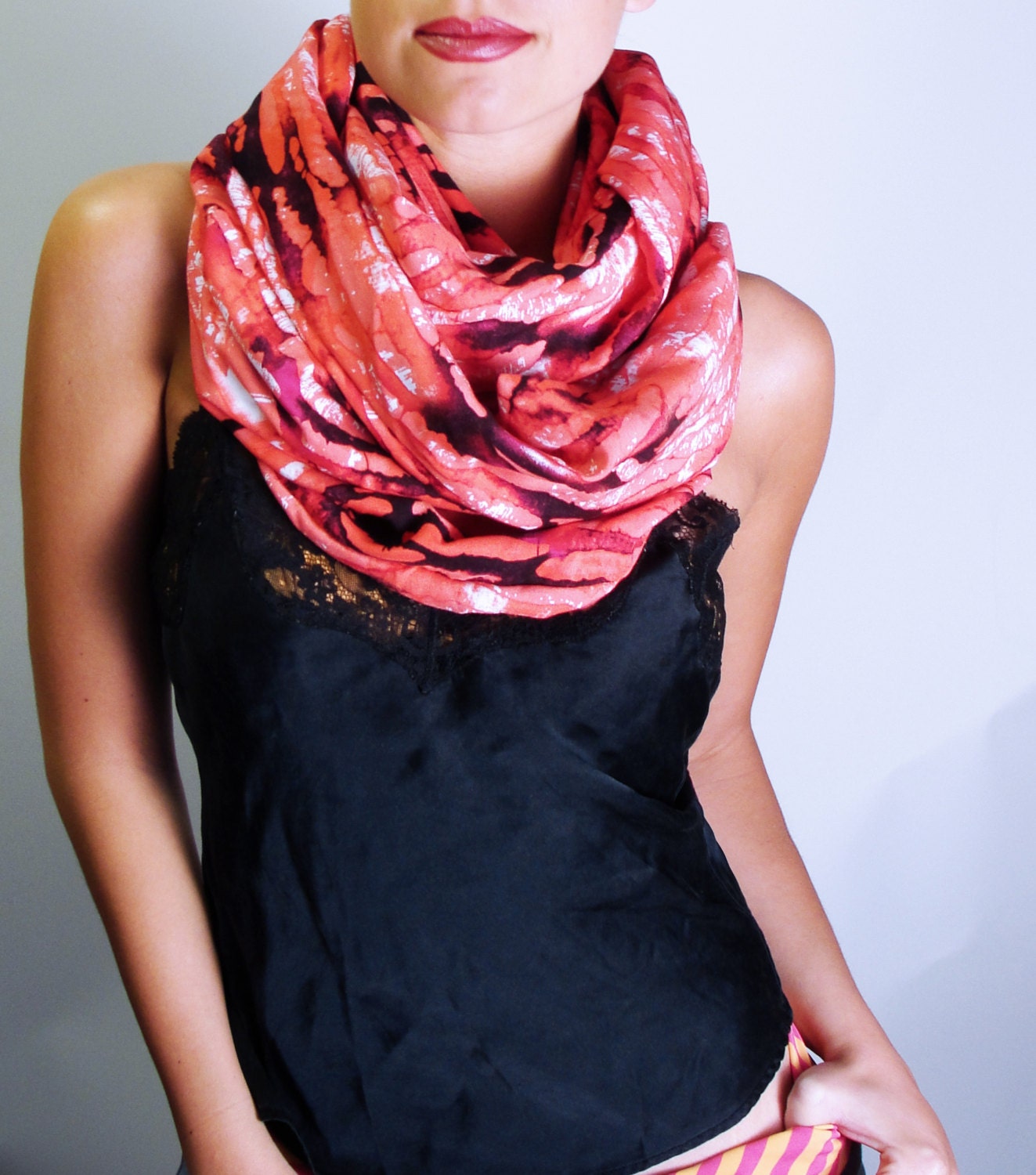 Venni Caprice Extra Large new Looper Scarf - Coral Tie Dye