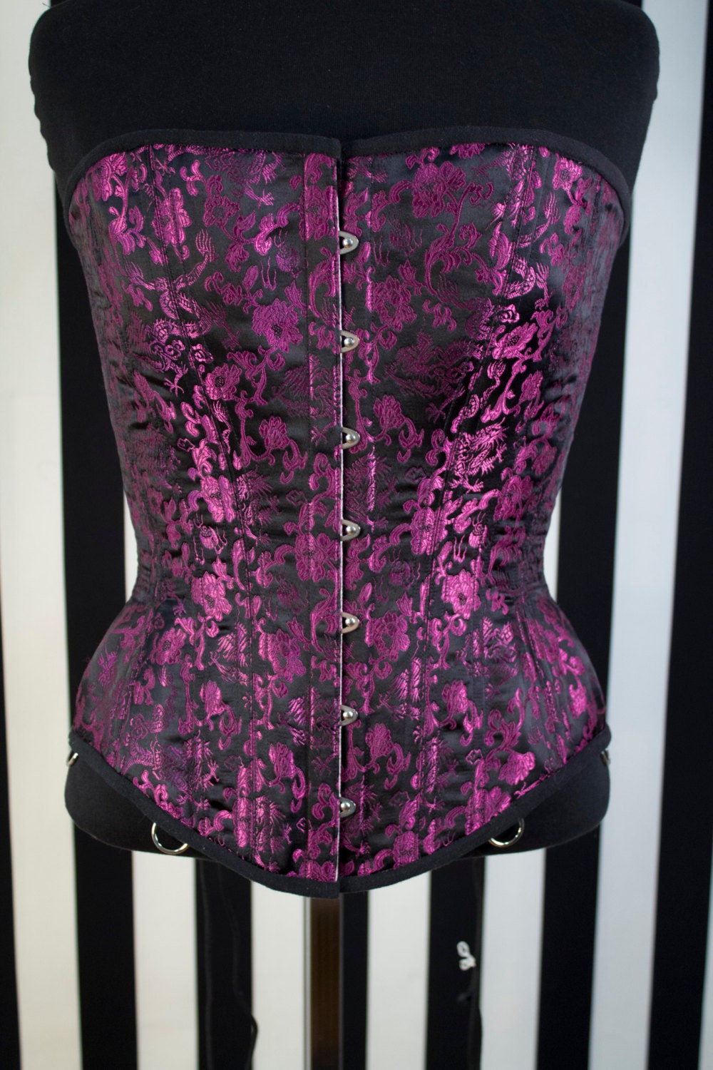 Corset Sweetheart Overbust Steampunk Neo-Victorian Cincher 28 purple brocade
