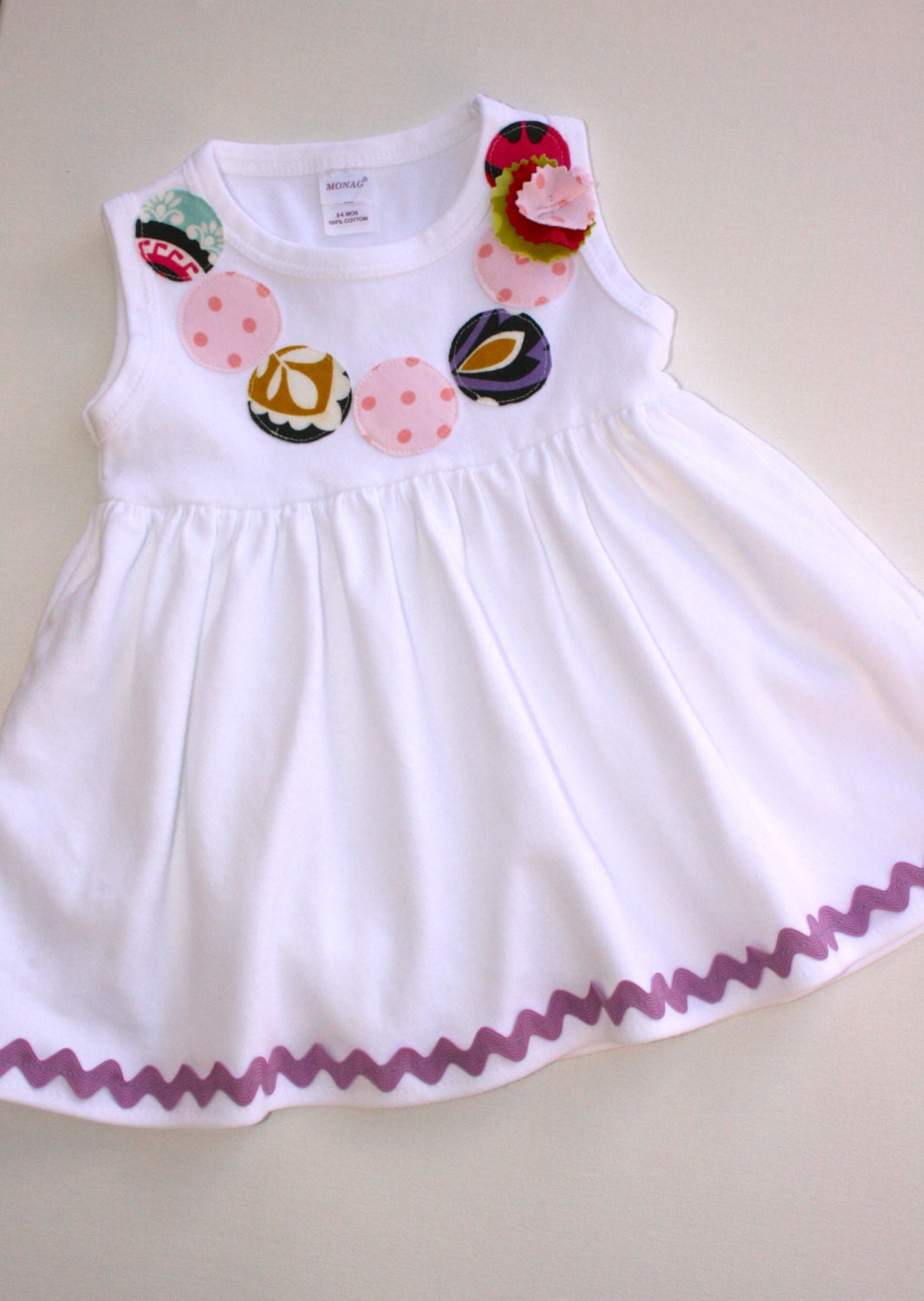 Necklace Applique Dress - Size 3-6 months