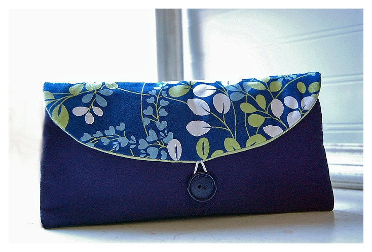 Bridesmaids Blue green spring hearts Clutch purse  Bridal Wedding  bag Gift Giving Make Up Travel Gadget tagt team